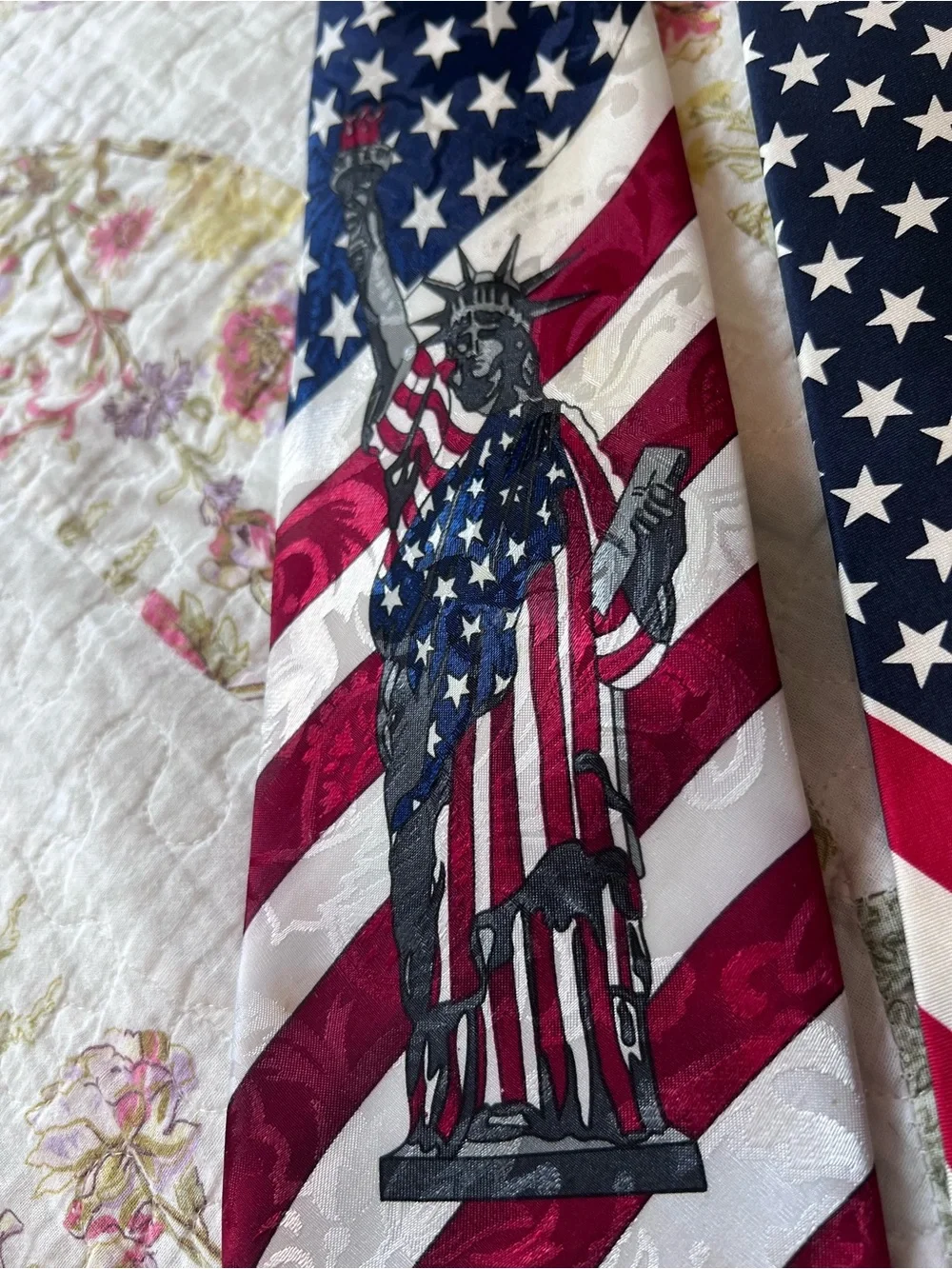 Vintage Patriotic American Flag  Statue of Liberty Tie Lot 2pc